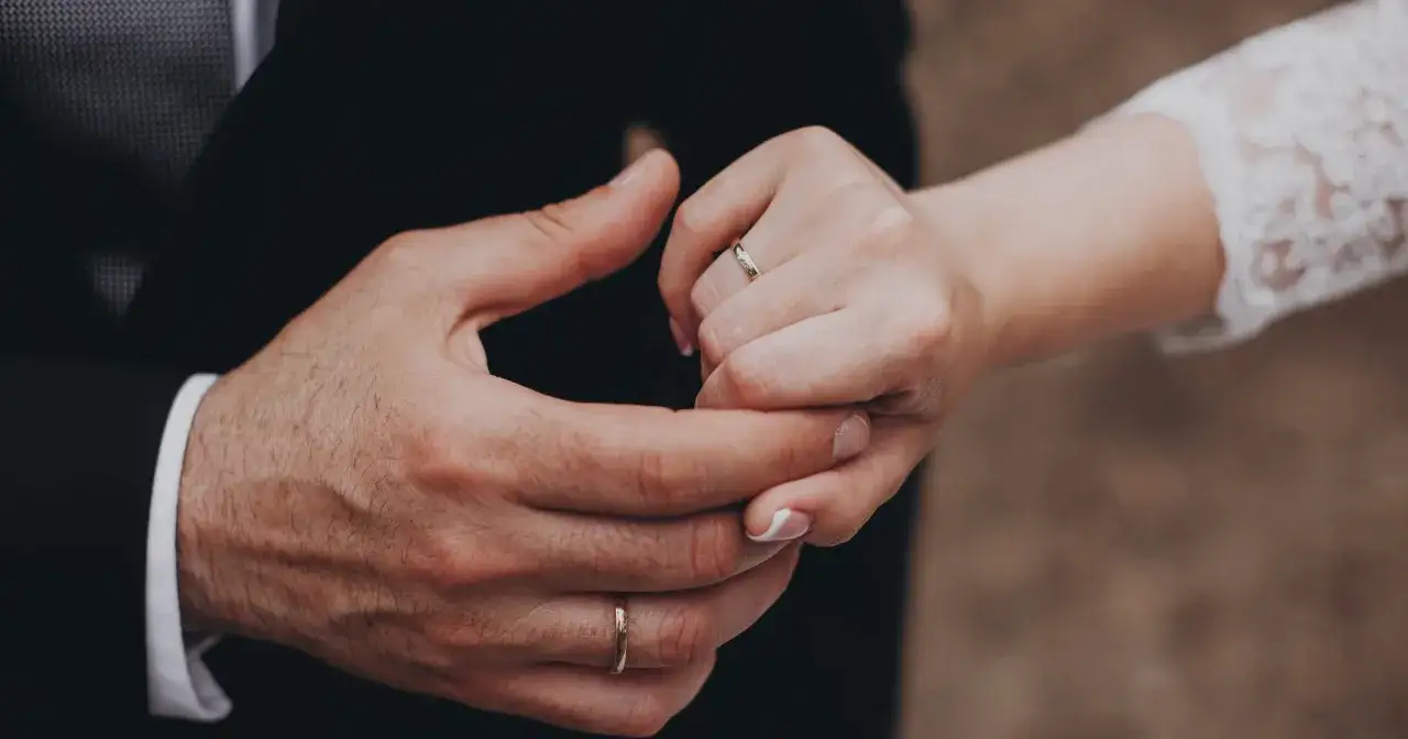 Nie chce mieć dzieci, czy to grzech? Zrozum moralne konsekwencje