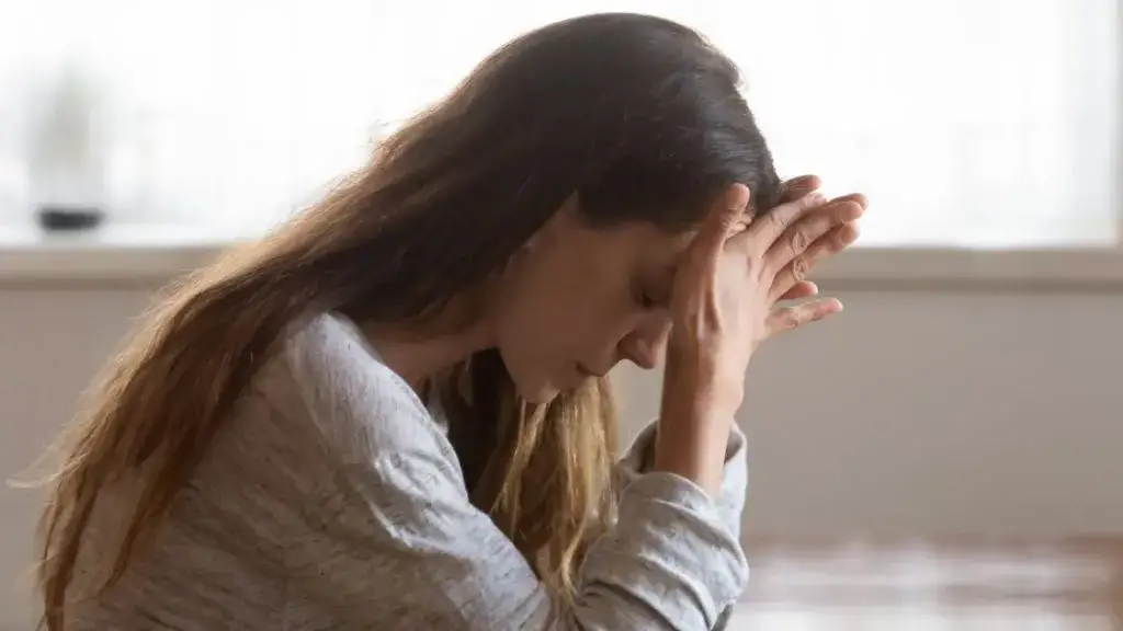 Jak skutecznie radzić sobie z lękiem uogólnionym – praktyczne porady i metody