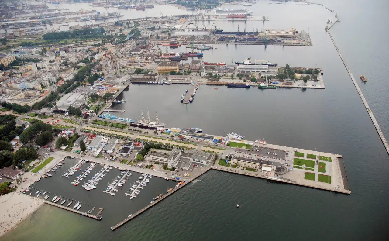 Gdynia Akwarium: Parking bez stresu? Pełny przewodnik!