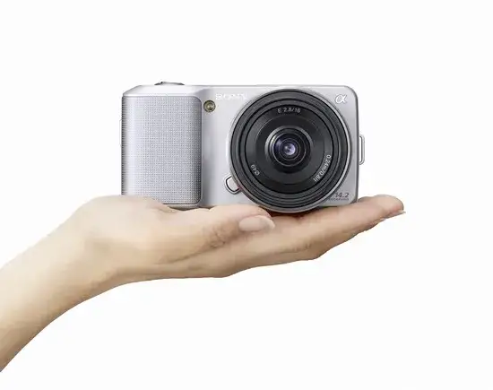 Sony NEX-5 czy lustrzanka: który aparat lepszy dla amatora fotografii?