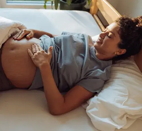 Od kiedy ciąża jest zaawansowana i co to oznacza dla matki?