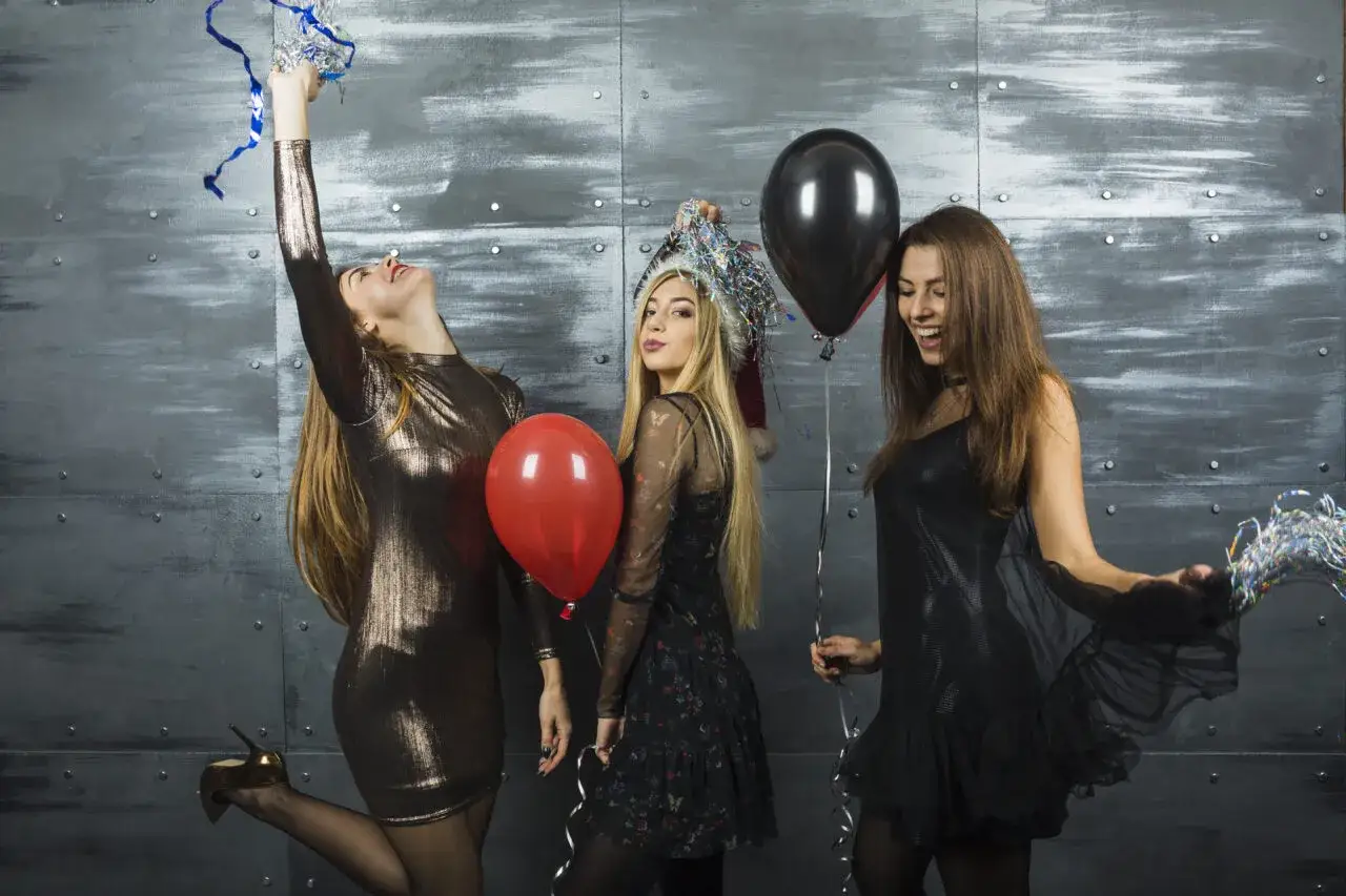 Co ubrać na 18 urodziny, aby nie popełnić modowego faux pas?