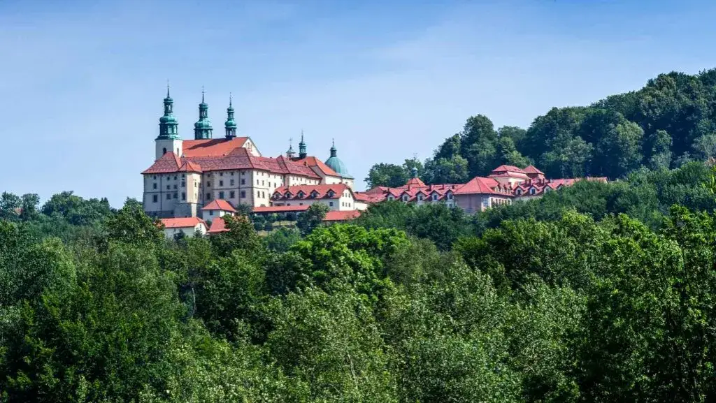 Sanktuarium Sierpc: Historia, znaczenie i praktyczne informacje dla pielgrzymów