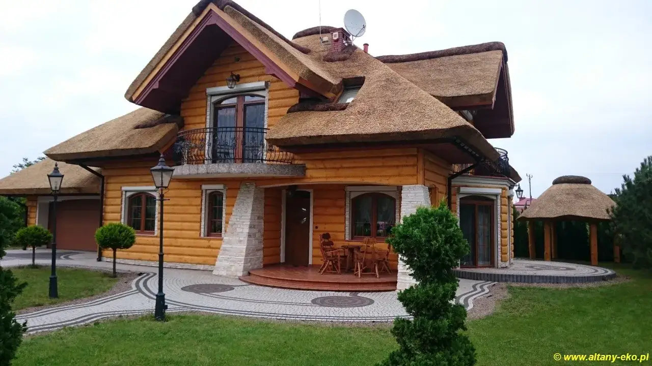 Kąt dachu altany: Jak wybrać idealny dla trwałości w Polsce?