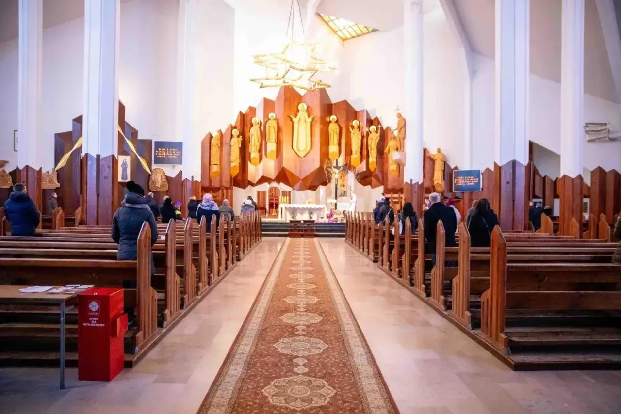 Gdzie można obejrzec msze św dzisiaj? Nie przegap ważnych transmisji