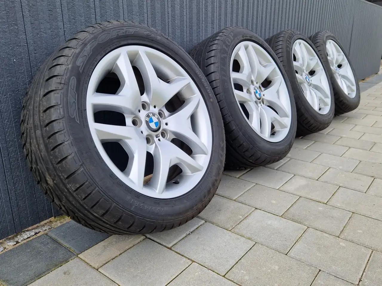 BMW X3 E83: Opony idealne dla xDrive? Uniknij kosztownych błędów!