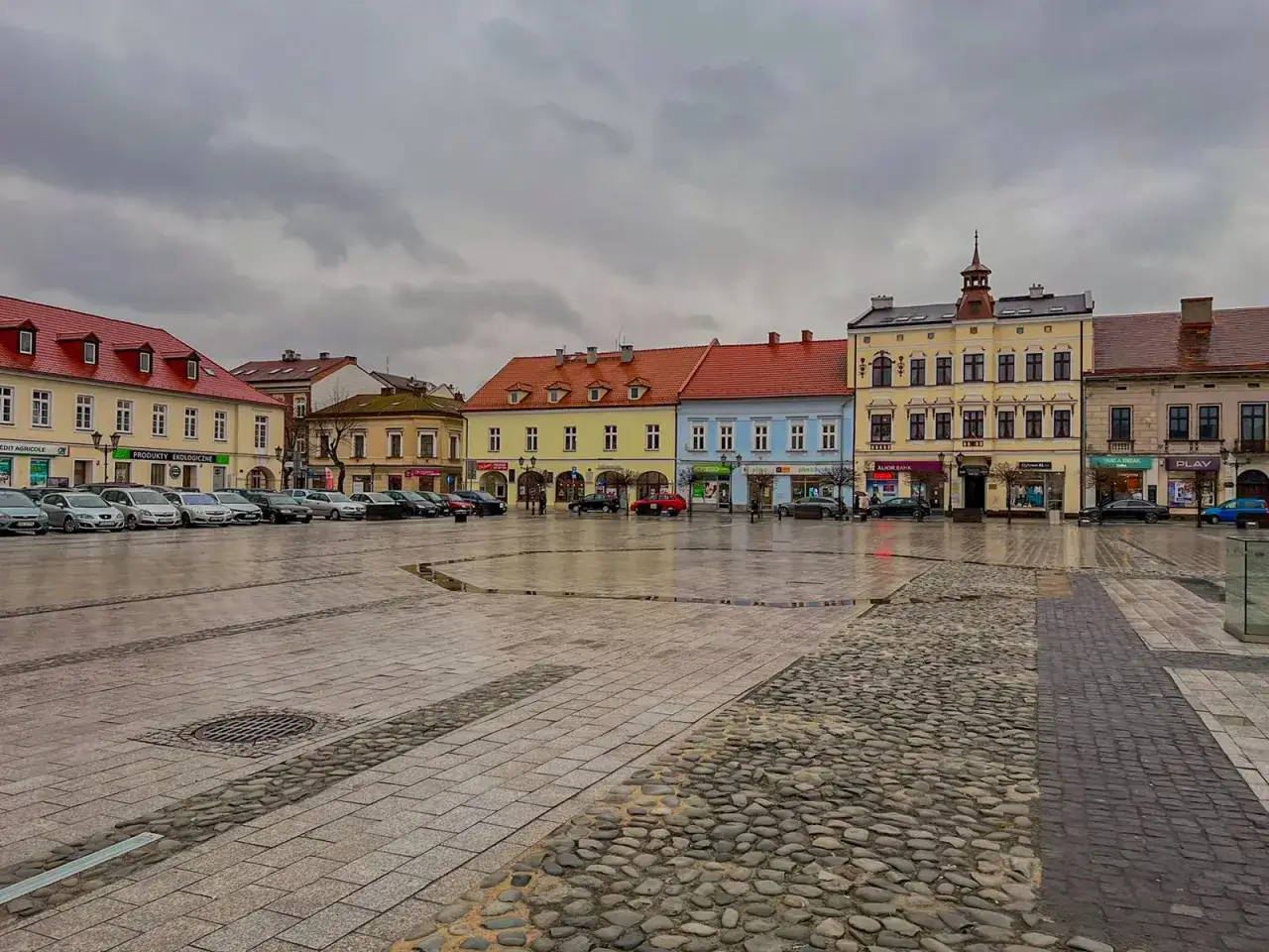 Poznajemy 7 zaskakujących faktów o mieście Oświęcim obok obozu