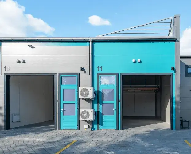 Ile za wynajem garażu? Poznaj ceny i ukryte koszty w Polsce