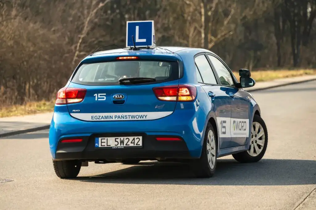 Jak wygląda egzamin na egzaminatora prawa jazdy - co musisz wiedzieć?