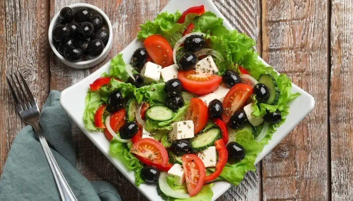 Salade Grecque Authentique : Recette Facile & Secrets de Chef