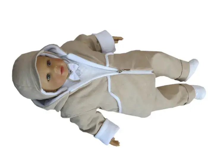 Idealna kurtka do chrztu dla chłopca - ciepło i elegancja na uroczystość