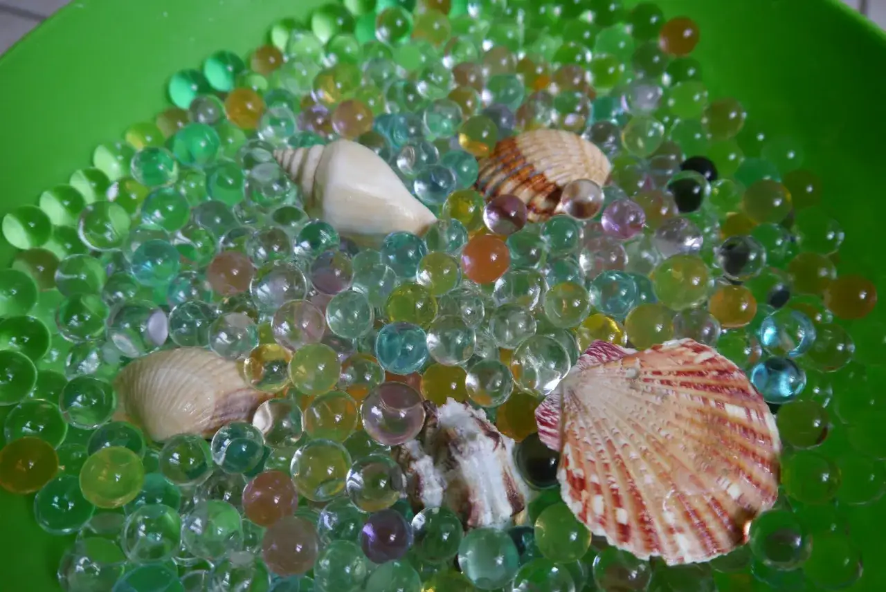 Kulki sensoryczne: magiczny świat rozwoju i terapii dziecka