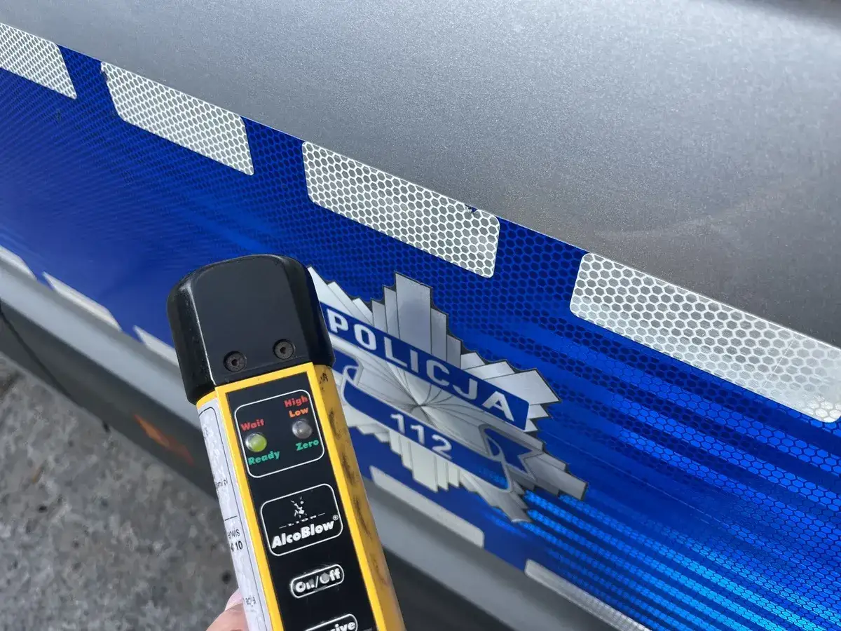 Legitymacja szkolna a alkohol: Czy kupisz? Prawne fakty