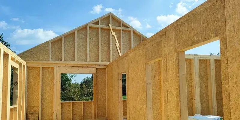Czy dom szkieletowy jest tańszy od murowanego? Porównanie kosztów budowy