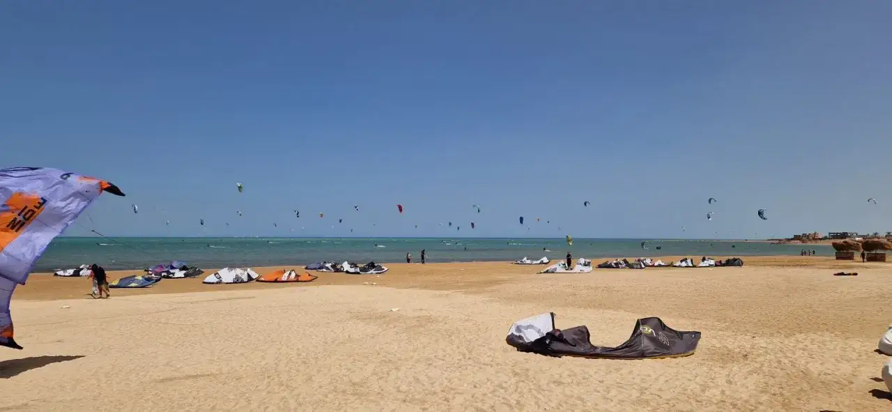 Kitesurfing w Egipcie - najlepsze miejsca, które musisz poznać