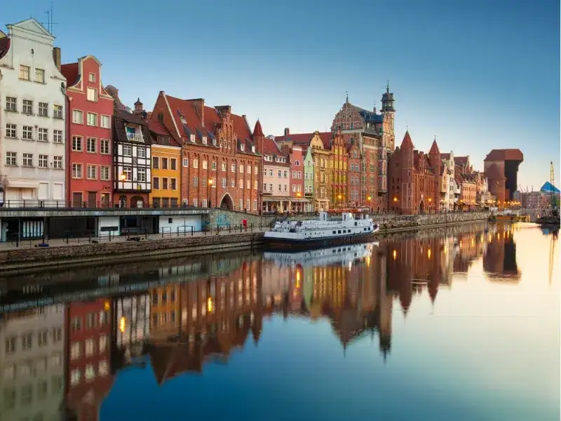 Kiedy powstał Gdańsk? Odkryj fascynującą historię miasta