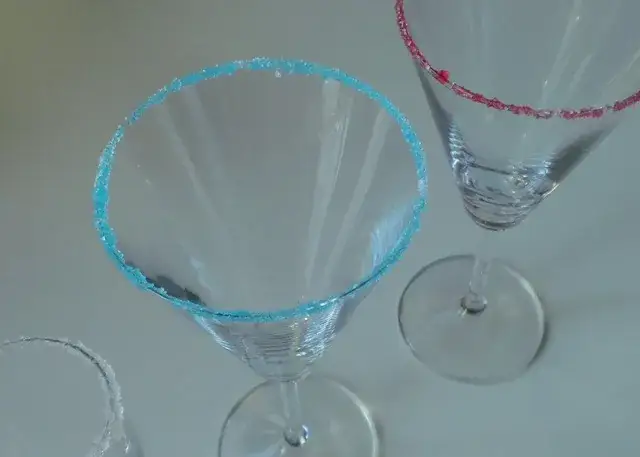 Drink z cukrem na szklance? Zrób to jak pro! Poradnik