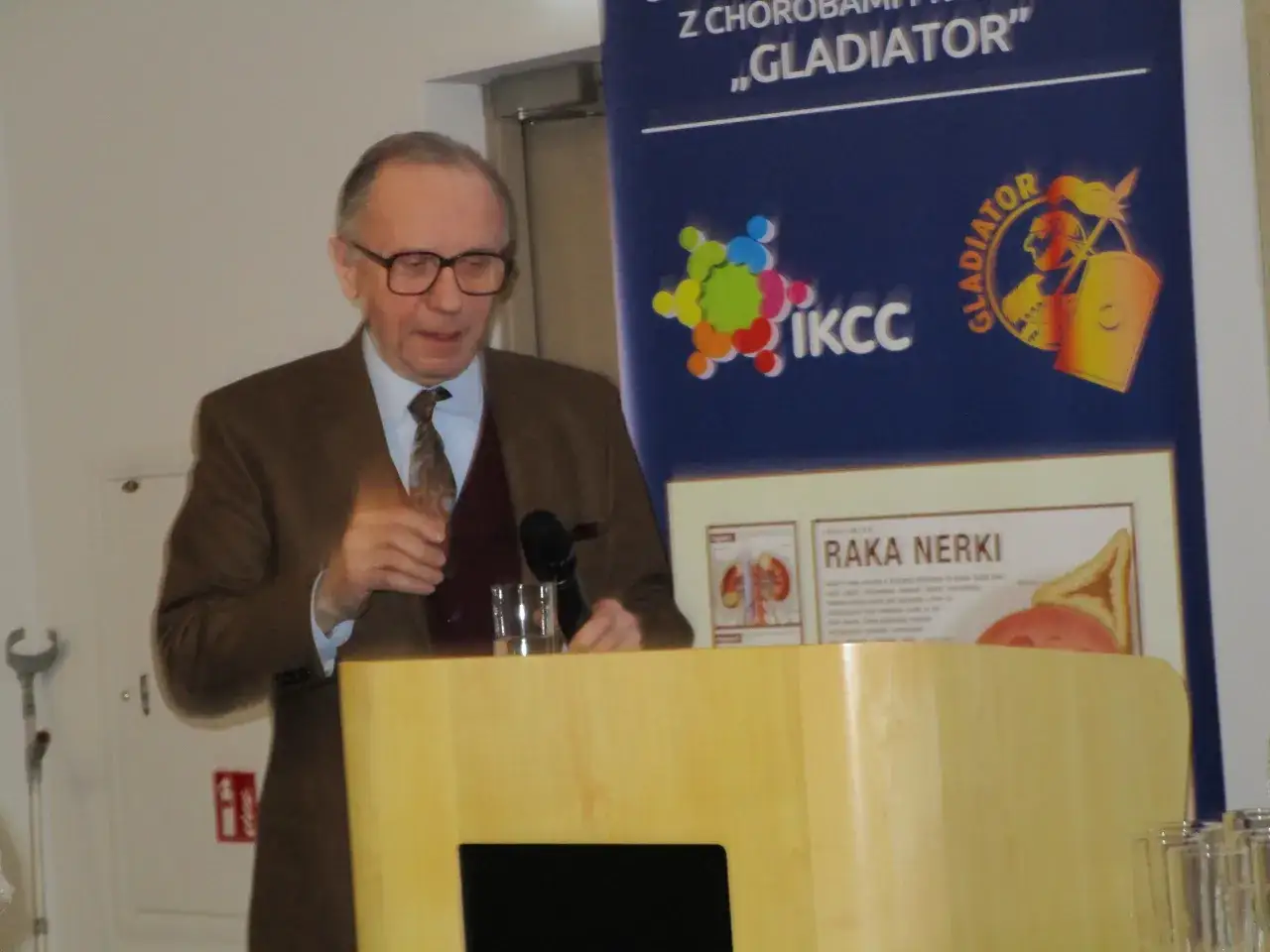 Urolog FEBU – co to znaczy i jakie ma znaczenie dla specjalistów?