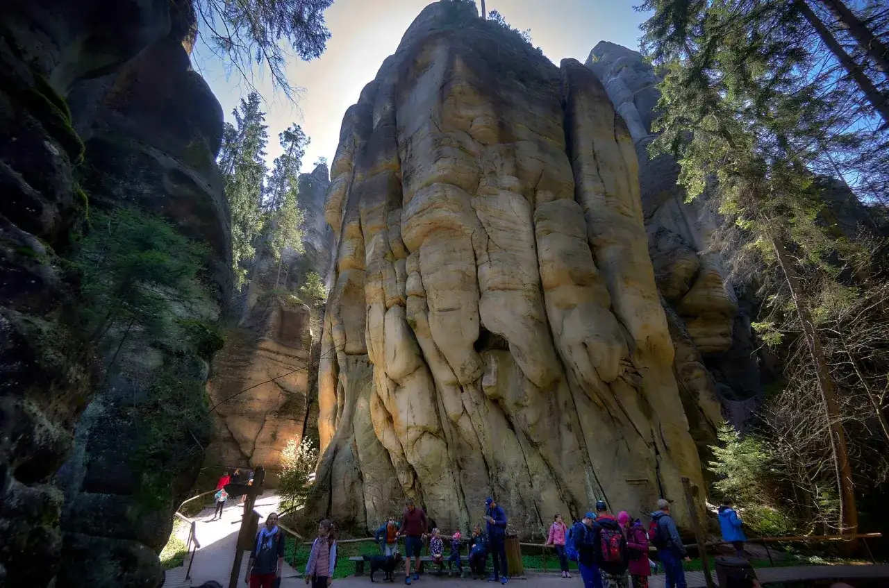 Krzyżowy Wierch: Adršpach bez tłumów i opłat? Sprawdź!