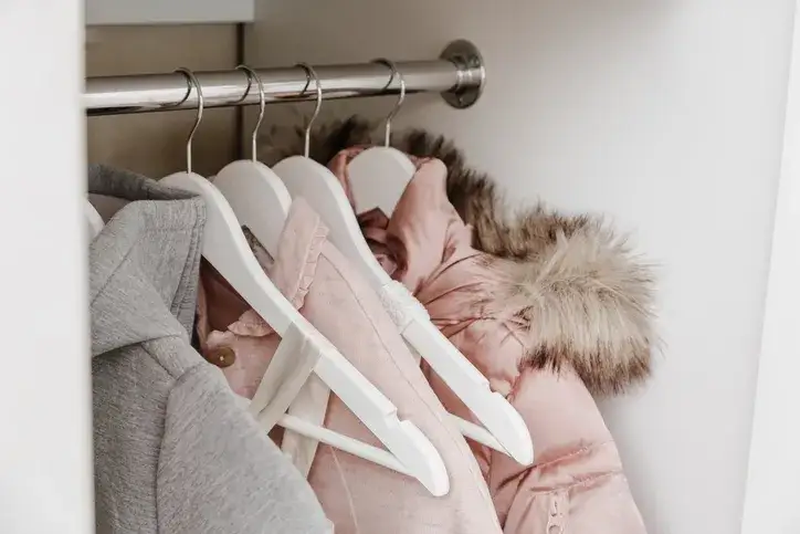 Jak przechowywać kurtki zimowe? Moje sekrety na lata!