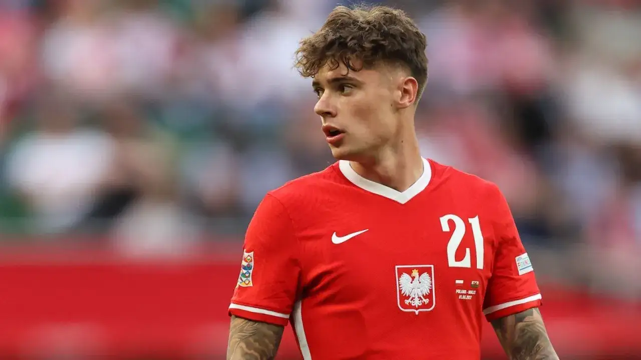 Nicola Zalewski statystyki: Jakie osiągnięcia zaskakują w jego grze?