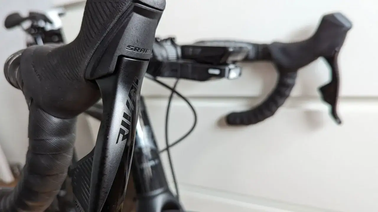 Ile kosztują przerzutki do roweru? Zaskakujące ceny i opcje