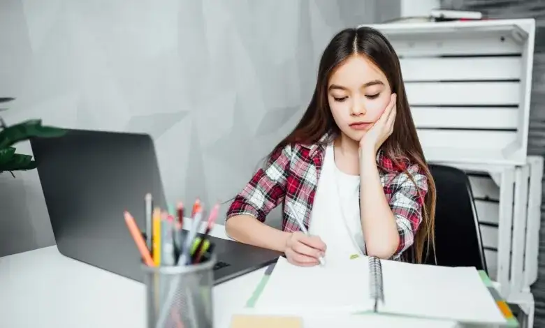 Do kiedy trwa nauczanie zdalne? Kluczowe informacje i zmiany w systemie