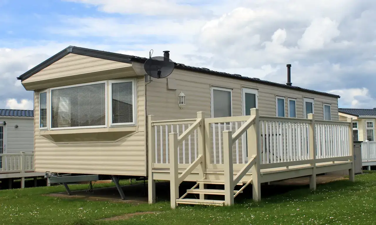 Wzór pozwolenia na domek holenderski: Jak uzyskać zgodę?