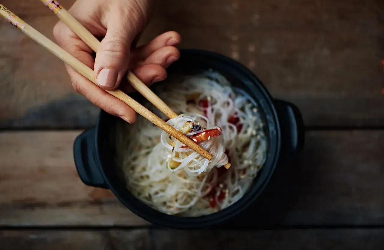 Makaron sojowy: Bez glutenu, niski IG. Czy to Twój nowy hit diety?