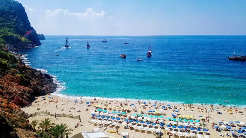 Czy w Alanyi jest bezpiecznie? Poznaj prawdę o bezpieczeństwie turystów