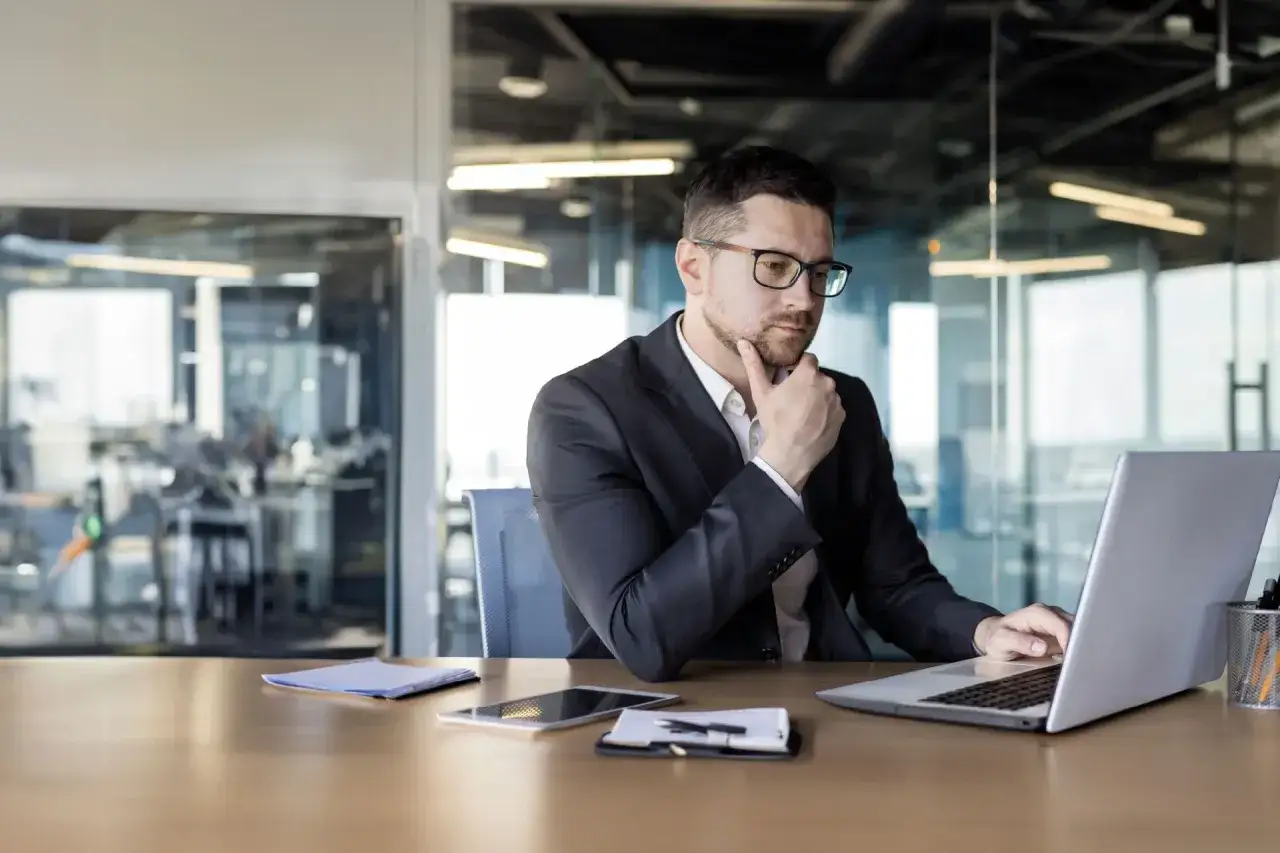 Jak znaleźć notariusza w Jaśle: Gdzie szukać najlepszego specjalisty?