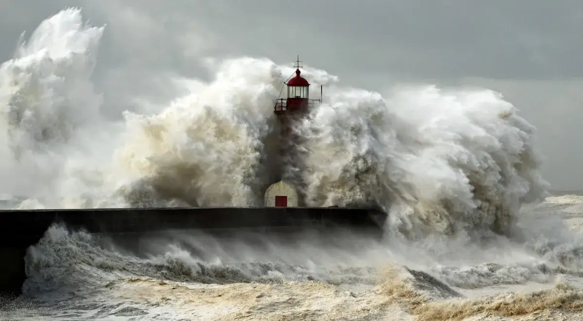Czy jest sztorm na Bałtyku? Aktualne dane i ostrzeżenia IMGW