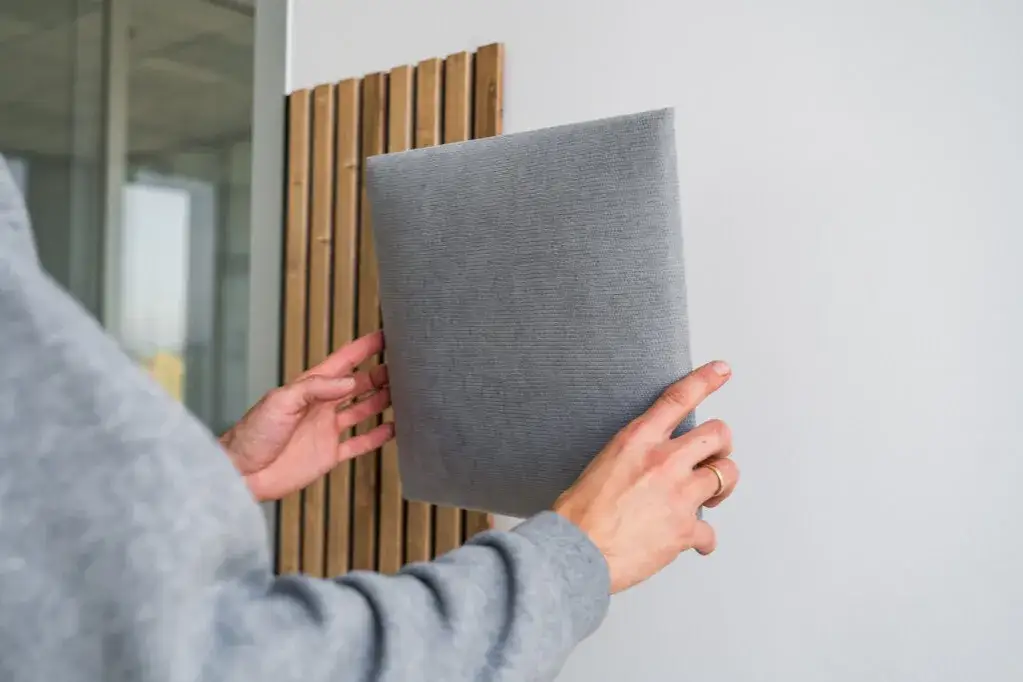 Panele tapicerowane: Jak zamontować? Uniknij błędów, zrób to sam!