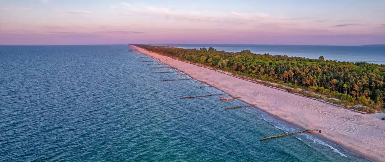 Hel co zwiedzić? Przewodnik: Fokarium, bunkry, plaże i sekrety!