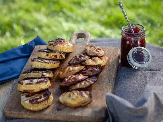 Jak zrobić żurawinę do oscypka - prosty przepis na smaczny dodatek