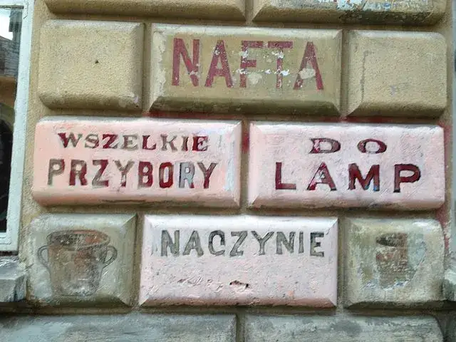 Gdzie co to znaczy po polsku? Odkryj tajemnice słowa where