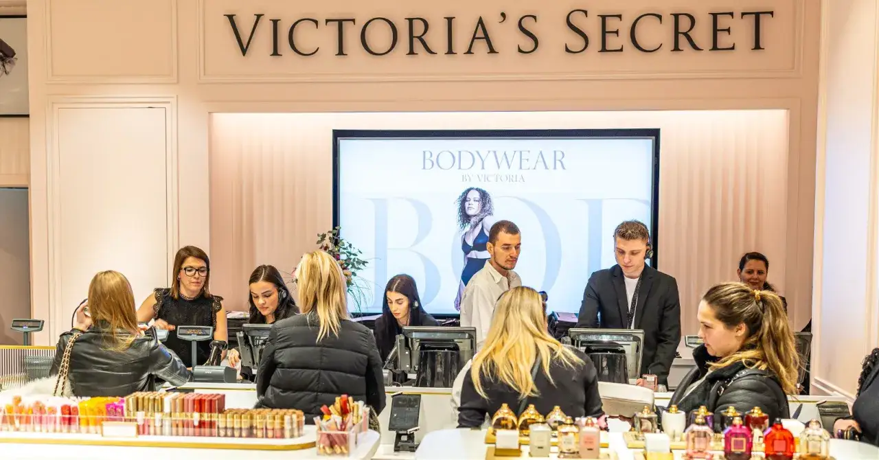 Victoria's Secret: Kiedy największe promocje? Kalendarz i triki!