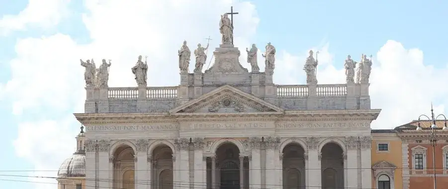 Dlaczego Bazylika Laterańska jest matką kościołów? Jej historia
