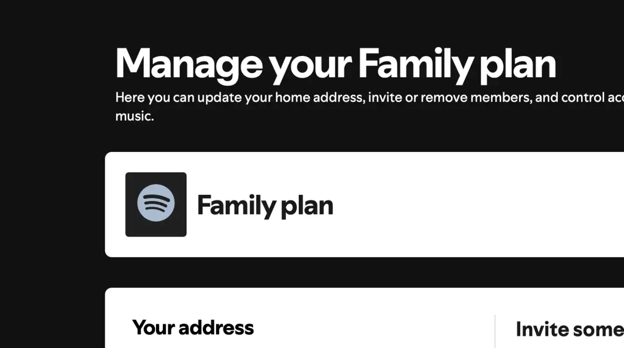 Ikona Spotify i tekst "Family plan" na ciemnym tle.