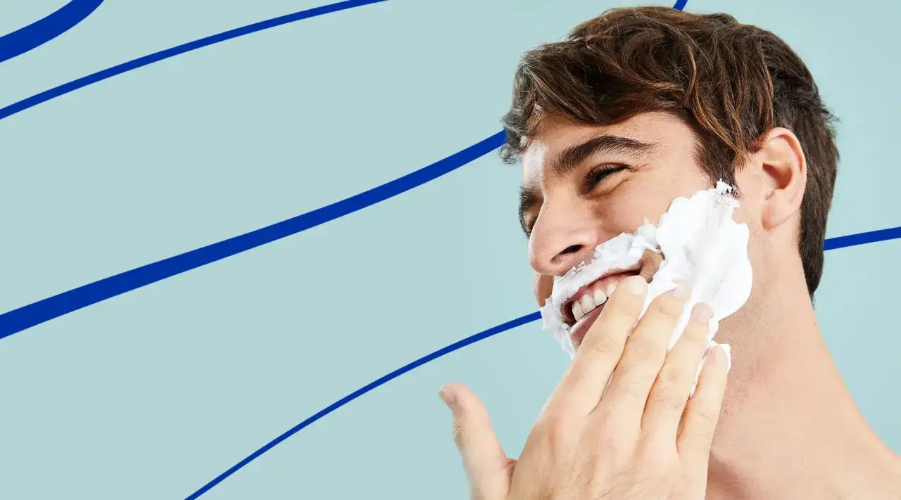 Jak golić się brzytwą? Przewodnik do perfekcyjnej gładkości