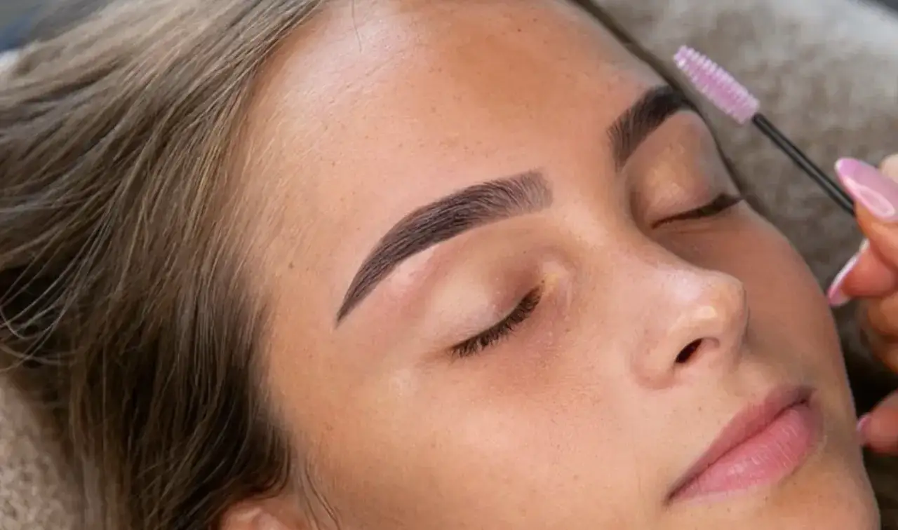 Zalety żelowych farb do brwi - czy potrafisz wymienić wszystkie?