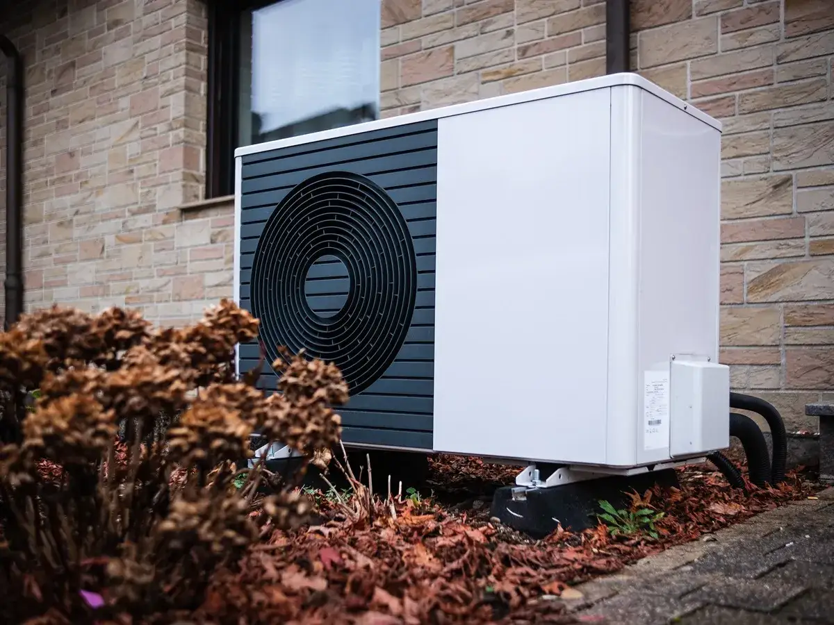 Czy pompa ciepła wymaga komina? Sprawdź, jak uniknąć dodatkowych kosztów instalacji