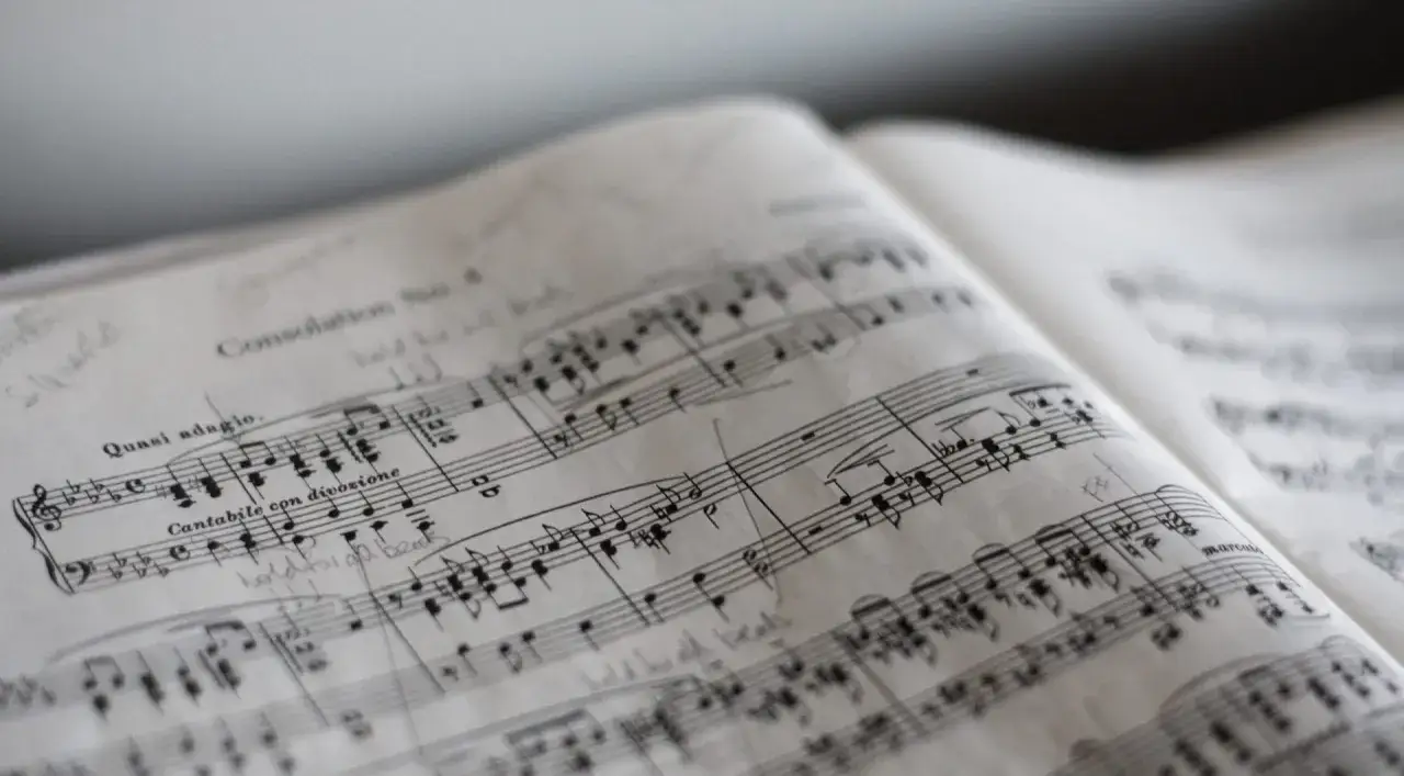 Jak wyglądają nuty na pięciolinii i co naprawdę oznaczają