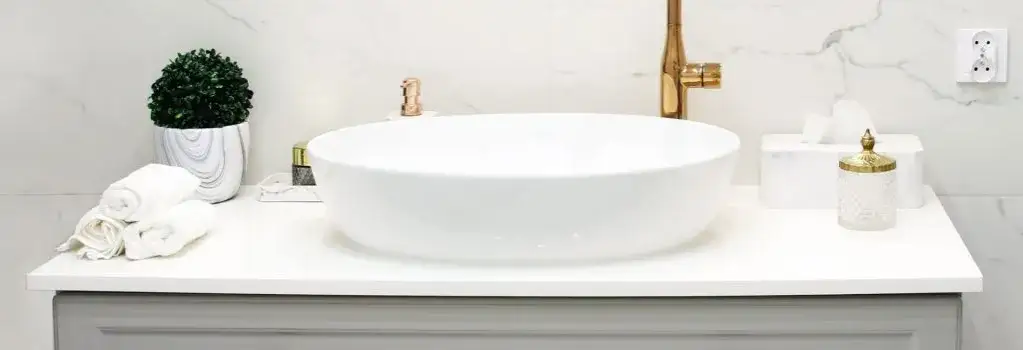 Jaki kamień na blat do łazienki? Wybierz idealny materiał