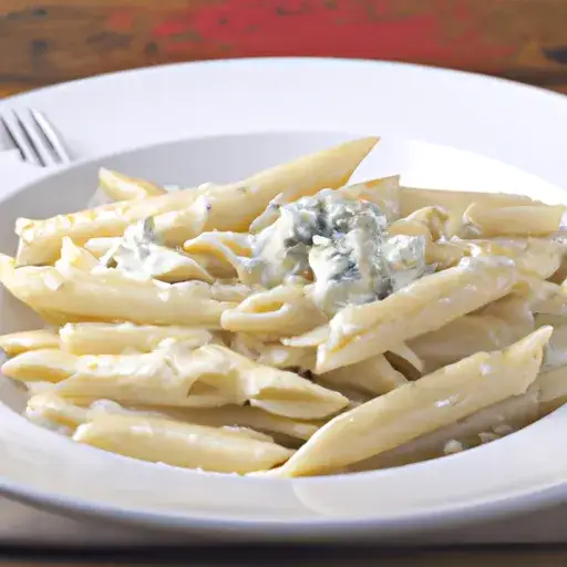 Penne alla gorgonzola: prosty przepis na pyszne włoskie danie w 30 minut