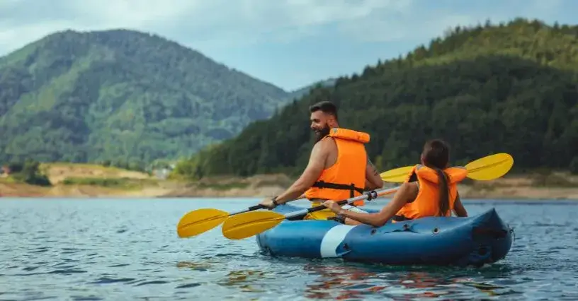 Jaki kajak pneumatyczny wybrać? Odkryj zalety i porady zakupowe