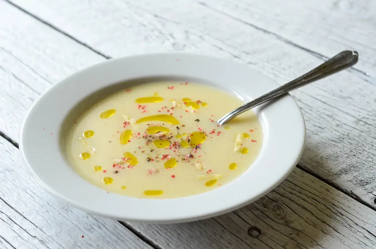 Jak ugotować zupę szparagową - proste i smaczne przepisy krok po kroku