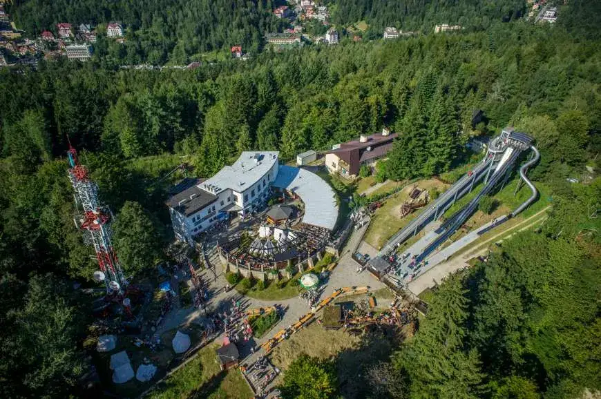 Góra Parkowa atrakcje – odkryj najlepsze miejsca dla rodzin w Krynicy