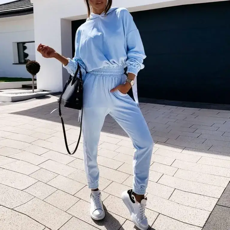 Gdzie kupić dresy damskie: 5 najlepszych sklepów i porady