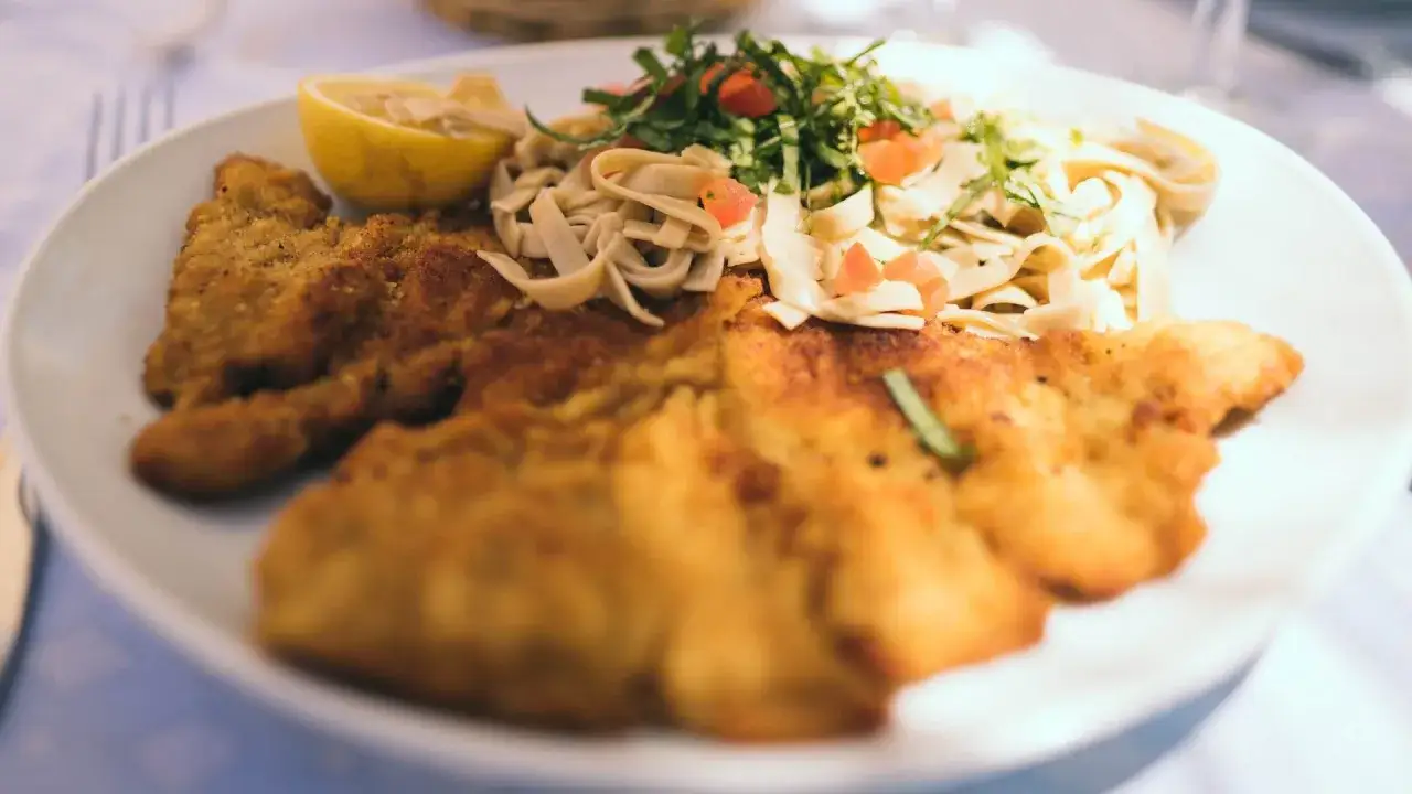 Co zjeść w Wiedniu? Odkryj najlepsze potrawy i restauracje